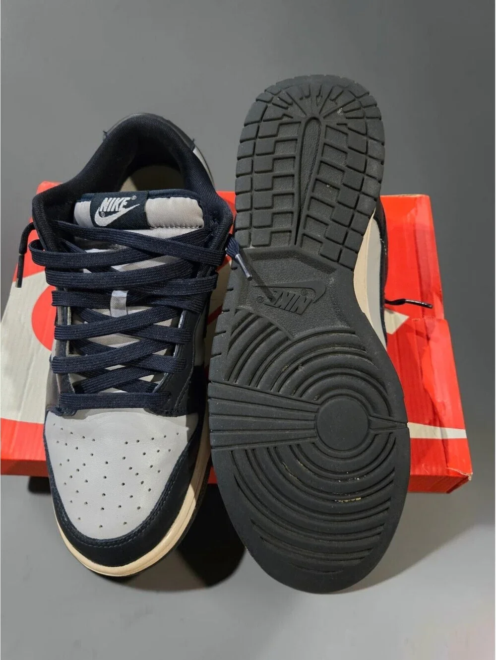 Nike Dunk Low Georgetown DD1391-003 Men's Size 10 Excellent OG Box